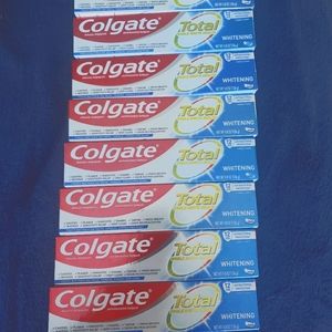 8 colgate whitening toothpaste 4.8oz brand new in box
